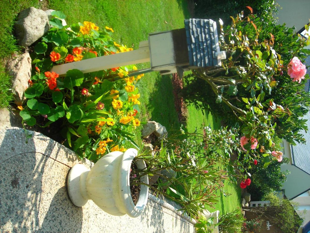 Les Hydrangeas Bed & Breakfast Plougastel-Daoulas Екстериор снимка